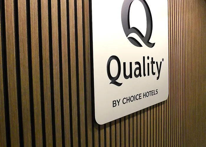 Quality Inn 4*