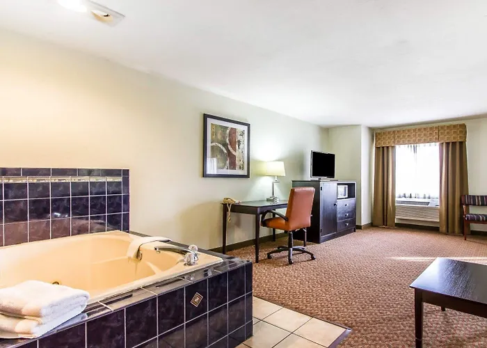 Quality Inn Pontiac