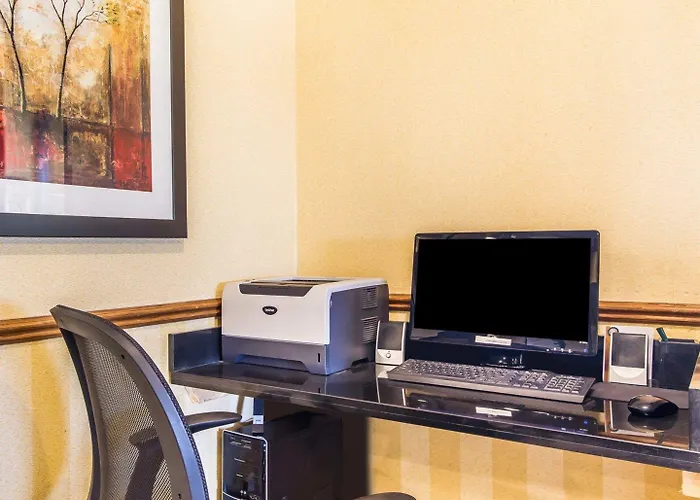 Quality Inn Pontiac